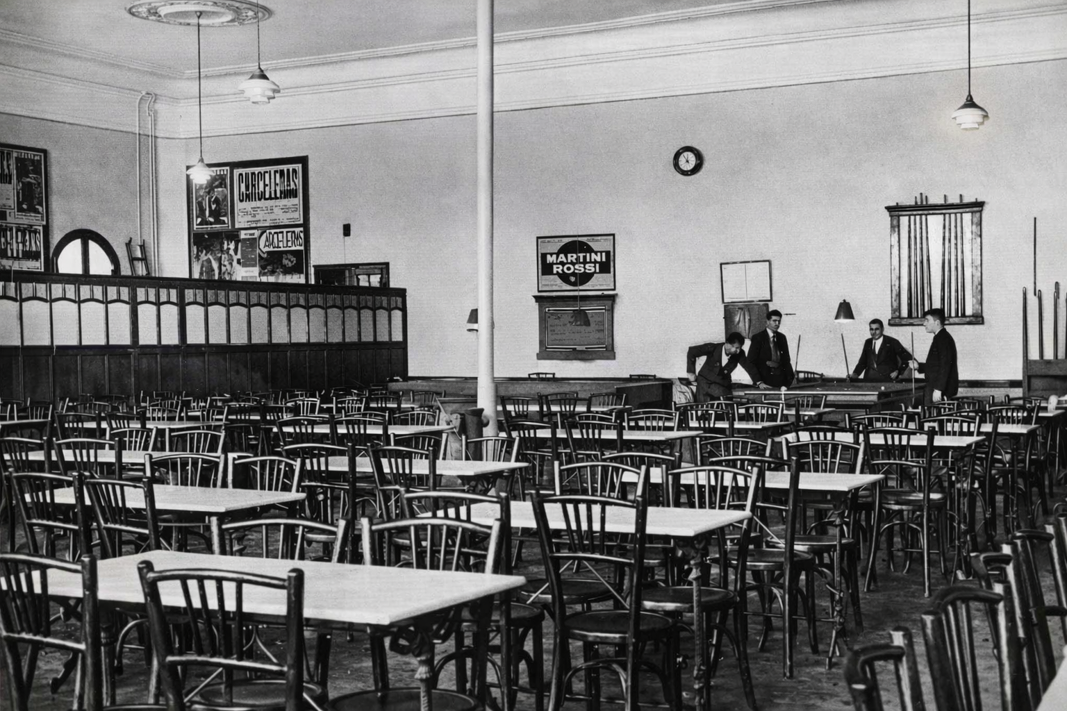 Interior històric del bar Els Salistes